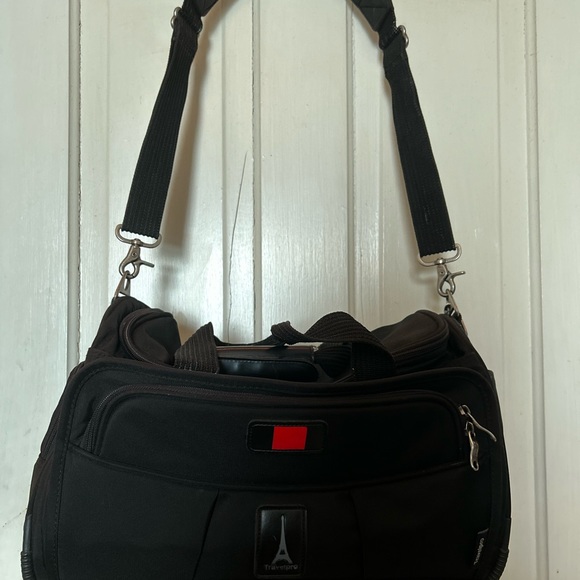 ✨Flight Crew 4 TravelPro Tote with Trolley Sleeve✨ - Picture 2 of 4